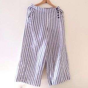 90% linen/10% cotton, Tahari striped cropped pants or capris, M size